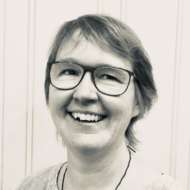 Angela Bayer